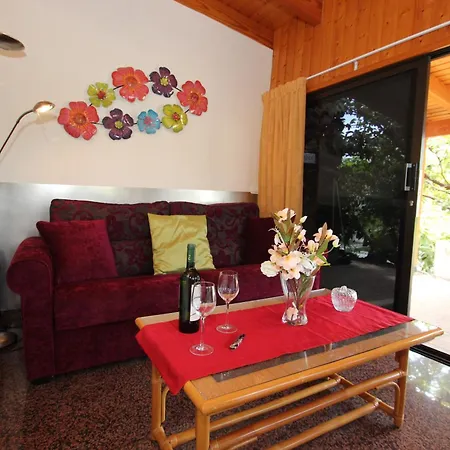 Casa *